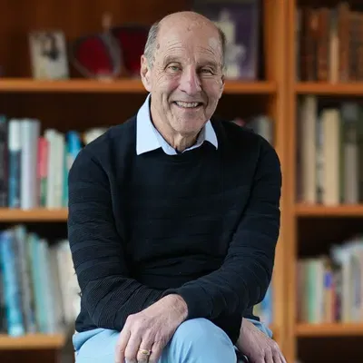 Dr. David Spiegel